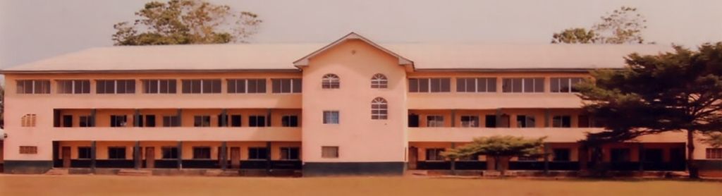 Projekt Hilfe für die Notre-Dame-Secondary Schule in Nigeria - Klassenräume